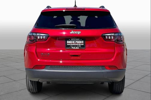 Red Hot Pearlcoat 2026 Jeep Compass Latitude