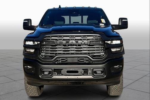 2026 RAM 2500 Tradesman Crew Cab 4x4 6'4' Box