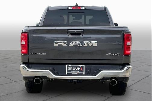 Granite Crystal Metallic Clearcoat 2025 RAM 1500 Laramie