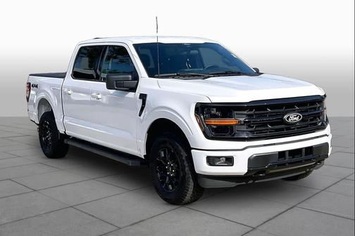 Oxford White 2025 Ford F-150 XLT