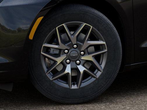 Diamond Black Crystal Pearlcoat 2027 Chrysler Pacifica Limited