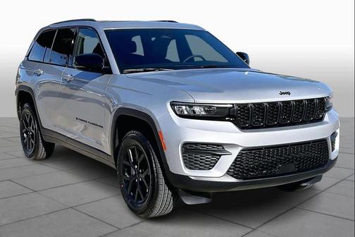 Silver Zynith 2025 Jeep Grand Cherokee Altitude