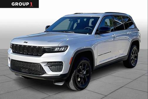Silver Zynith 2025 Jeep Grand Cherokee Altitude