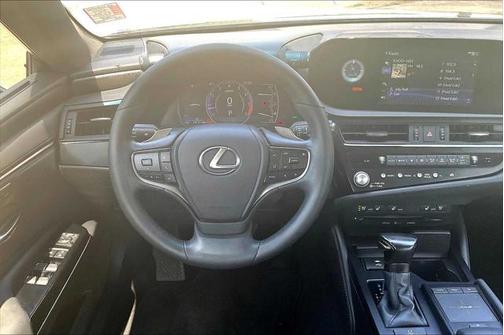 2022 Lexus ES 350 Base