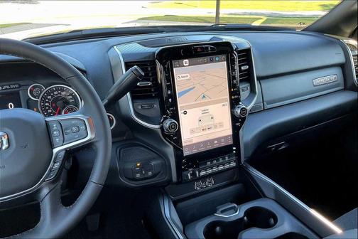 2025 RAM 2500 Big Horn Crew Cab 4x4 6'4' Box