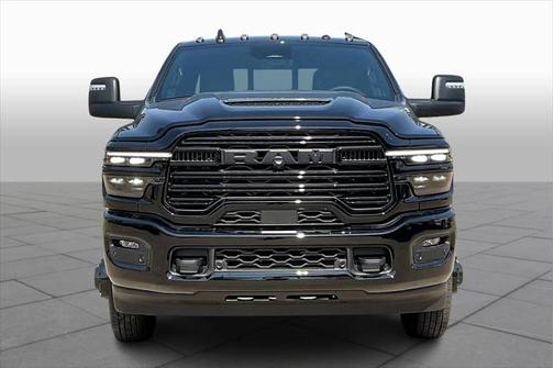 2025 RAM 3500 Laramie Crew Cab 4x4 8' Box