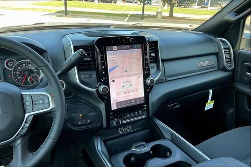 2025 RAM 2500 Big Horn Crew Cab 4x4 6'4' Box