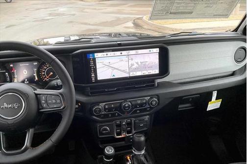 2025 Jeep Gladiator Sport S