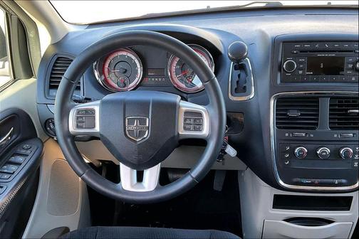2014 Dodge Grand Caravan AVP/SE
