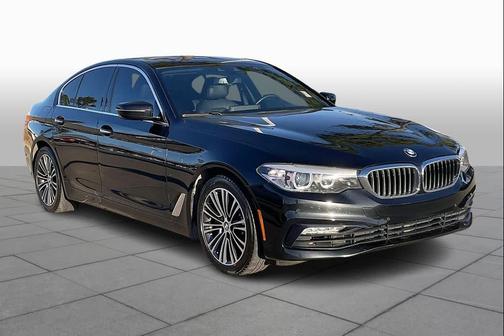 2018 BMW 530 530i