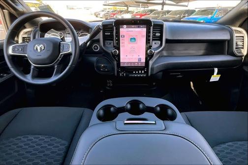 2026 RAM 2500 Tradesman Crew Cab 4x4 6'4' Box