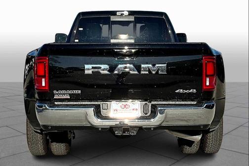 2026 RAM 3500 Laramie Crew Cab 4x4 8' Box