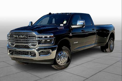 2026 RAM 3500 Laramie Crew Cab 4x4 8' Box