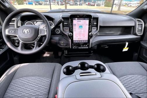 2026 RAM 2500 Black Express Crew Cab 4x4 6'4' Box