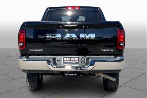 2025 RAM 2500 Big Horn Crew Cab 4x4 6'4' Box