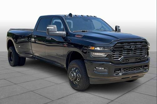 2025 RAM 3500 Big Horn Crew Cab 4x4 8' Box