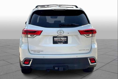 2018 Toyota Highlander Limited Platinum