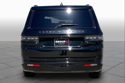 Diamond Black Crystal Pearlcoat 2024 Jeep Grand Wagoneer L Series II 4x4