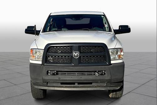2017 RAM 3500 Tradesman Crew Cab 4x4 6'4' Box