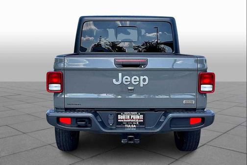 2022 Jeep Gladiator Overland