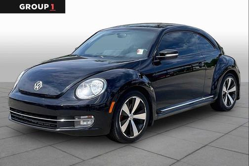 Deep Black Pearl Metallic 2013 Volkswagen Beetle 2.0T Turbo