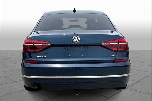 2019 Volkswagen Passat 2.0T Wolfsburg Edition