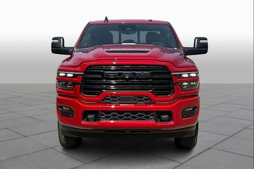 2026 RAM 3500 Laramie Crew Cab 4x4 8' Box