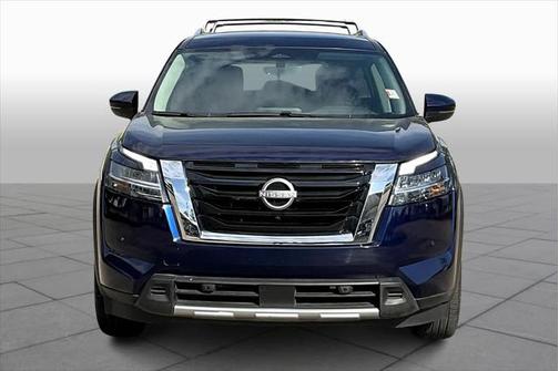 2023 Nissan Pathfinder SL FWD