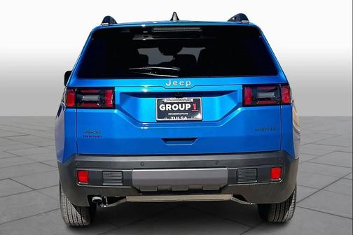 Hydro Blue Pearlcoat 2026 Jeep Cherokee Limited
