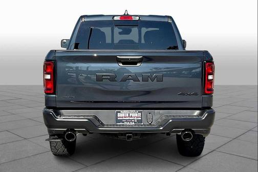 2026 RAM 1500 Warlock Crew Cab 4x4 5'7' Box