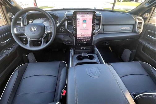 2026 RAM 2500 Laramie Crew Cab 4x4 6'4' Box