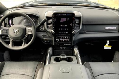 2025 RAM 2500 Laramie Crew Cab 4x4 6'4' Box