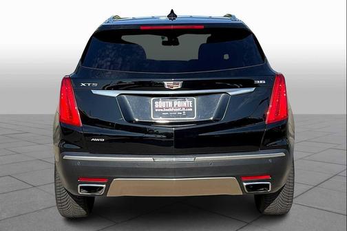 2019 Cadillac XT5 Platinum