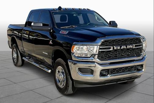 2019 RAM 2500 Tradesman Crew Cab 4x4 6'4' Box