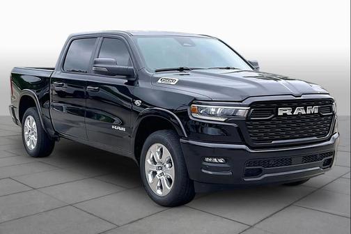 Diamond Black Crystal Pearlcoat 2026 RAM 1500 Big Horn/Lone Star