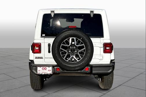 2026 Jeep Wrangler 4-Door Sahara 4x4