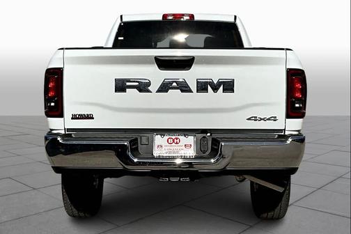 2026 RAM 2500 Tradesman Crew Cab 4x4 8' Box