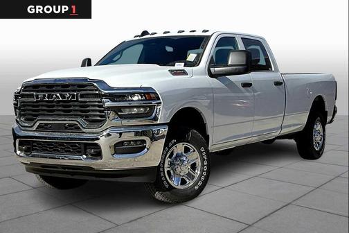 2026 RAM 2500 Tradesman Crew Cab 4x4 8' Box
