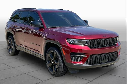 Velvet Red Pearlcoat 2023 Jeep Grand Cherokee Altitude