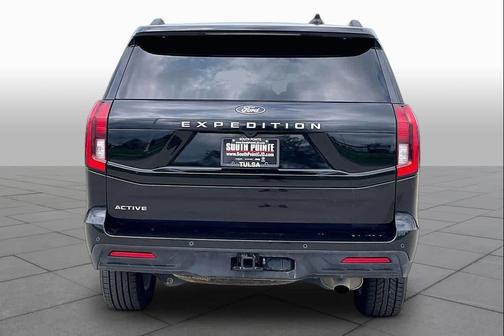 Agate Black Metallic 2025 Ford Expedition Active