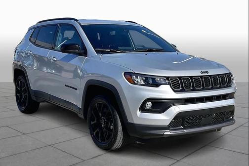 Silver Zynith Metallic Clearcoat 2026 Jeep Compass Latitude