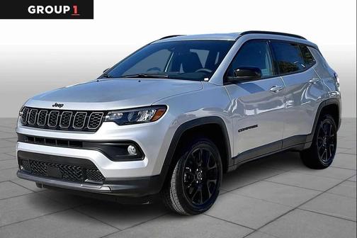 Silver Zynith Metallic Clearcoat 2026 Jeep Compass Latitude