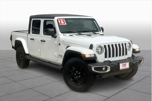 2023 Jeep Gladiator Overland