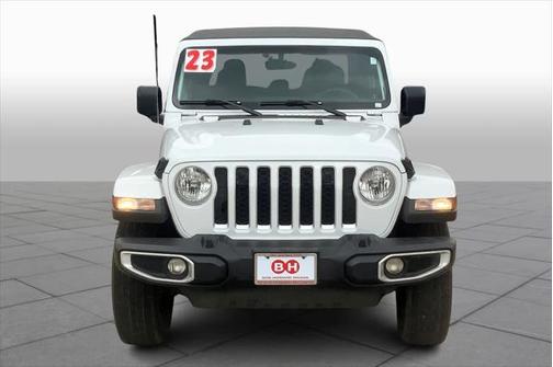 2023 Jeep Gladiator Overland