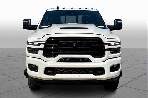 2025 RAM 3500 Laramie Crew Cab 4x4 8' Box