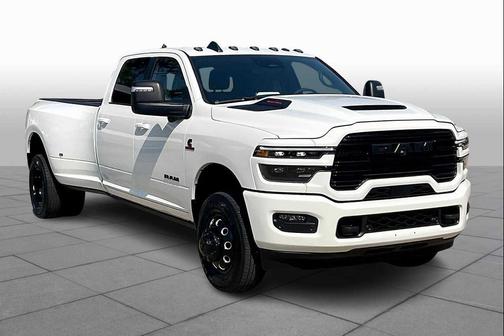 2025 RAM 3500 Laramie Crew Cab 4x4 8' Box