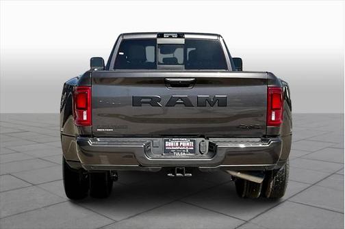 2025 RAM 3500 Laramie Crew Cab 4x4 8' Box