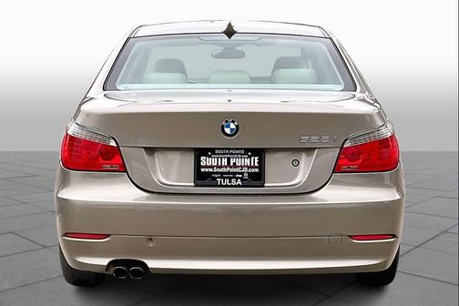 2008 BMW 528 528i