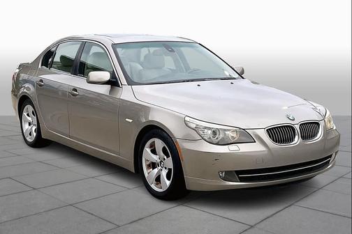 2008 BMW 528 528i