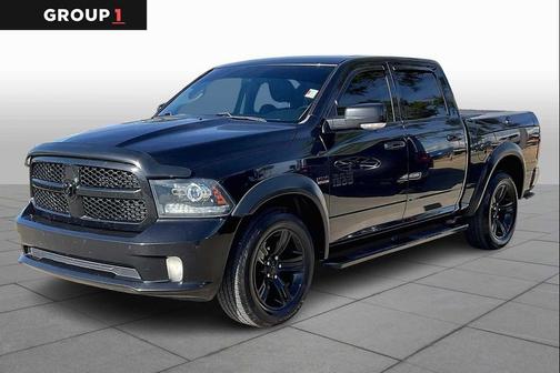 2018 RAM 1500 Night Crew Cab 4x4 5'7' Box